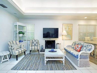 Delightful Captiva Vacation Beach Cottage Sleeps Six Guests