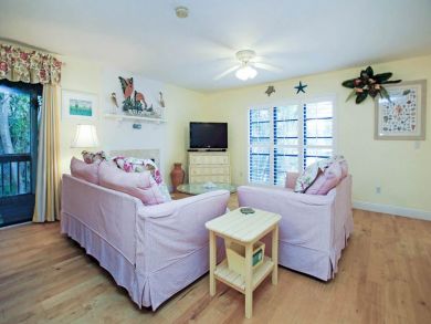 Two Bedroom Walk to Beach Vacation Home in Captiva. Two Bedroom Walk to Beach Vacation Home in Captiva.