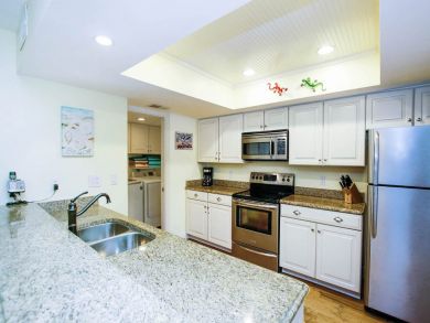 Two Bedroom Walk to Beach Vacation Home in Captiva. Two Bedroom Walk to Beach Vacation Home in Captiva.