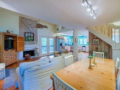 Captiva Island Vacation Home Short Walk to Beach 6 Guests