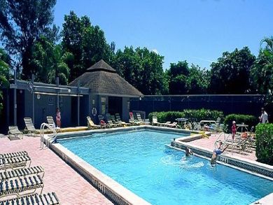 Community pool