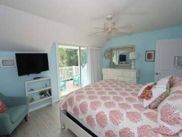 Beachfront-Bayfront Rental Home Captiva 3 Bedrooms + Loft