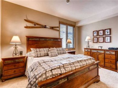 Two Bedroom Vail Vacation Condo with Pool and Hot Tub