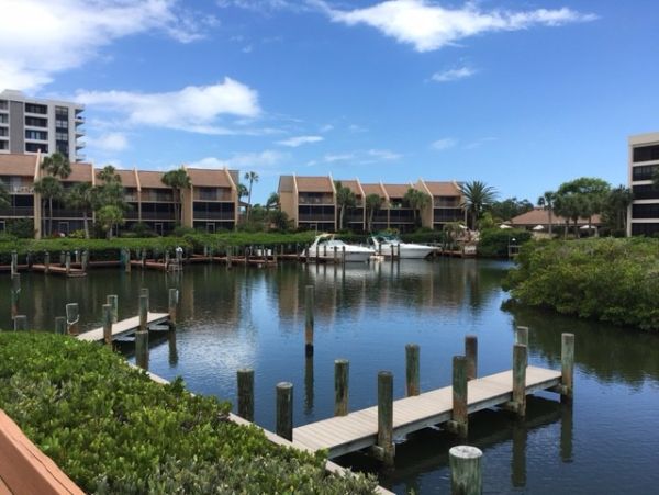 Bayside Siesta Key Condo with Private Beach Access