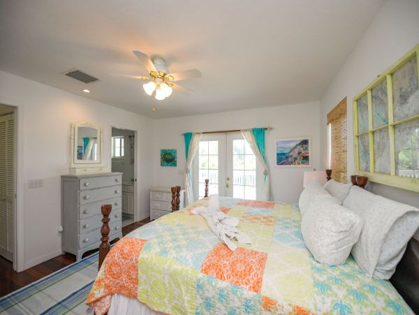 6 Houses to Beach with this Anna Maria Island Rental