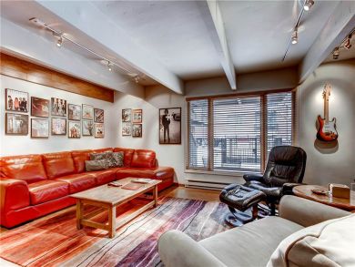 Aspen Vacation Rental Ski Condo 100 yards to Gondola