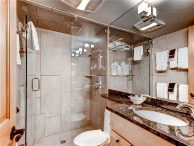 Aspen Vacation Rental Ski Condo 100 yards to Gondola