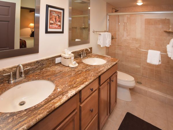 Two plus loft Lionshead Value Vacation Ski Rental