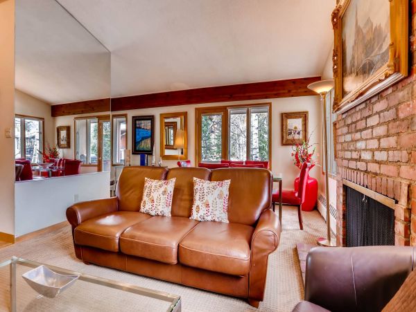 Great Vail Rental One Block From Golden Peak Sleeps 6 Guests