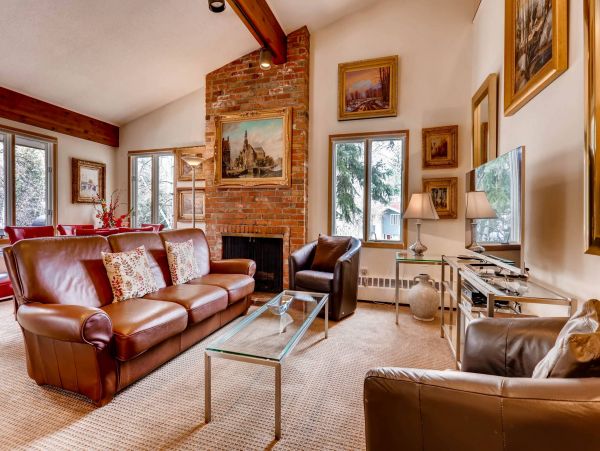 Great Vail Rental One Block From Golden Peak Sleeps 6 Guests