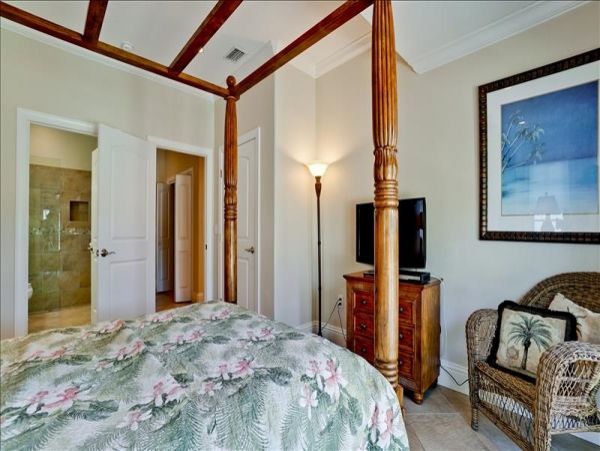 One of the Best 5 Bedroom Homes on Anna Maria with Boat Dock