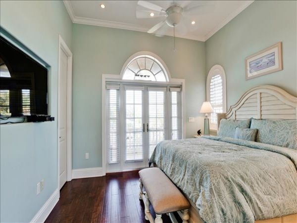 One of the Best 5 Bedroom Homes on Anna Maria with Boat Dock