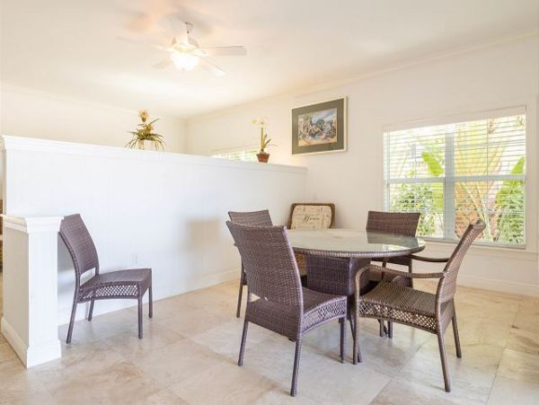 Anna Maria Four Bedroom Beachfront Rental Pool