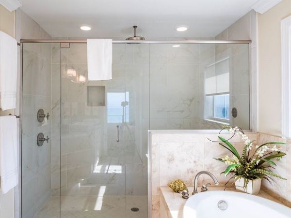 Anna Maria Four Bedroom Beachfront Rental Pool