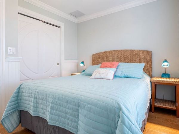 Anna Maria Four Bedroom Beachfront Rental Pool