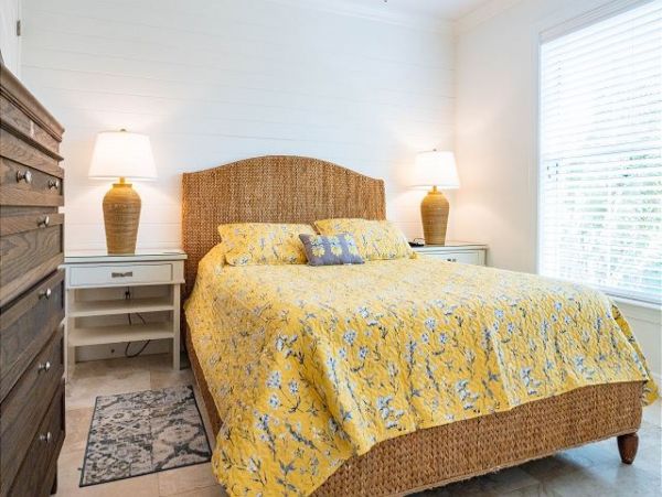 Anna Maria Four Bedroom Beachfront Rental Pool