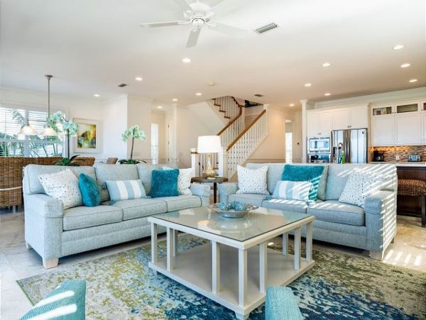 Anna Maria Four Bedroom Beachfront Rental Pool