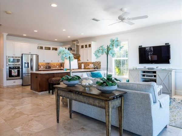 Anna Maria Four Bedroom Beachfront Rental Pool