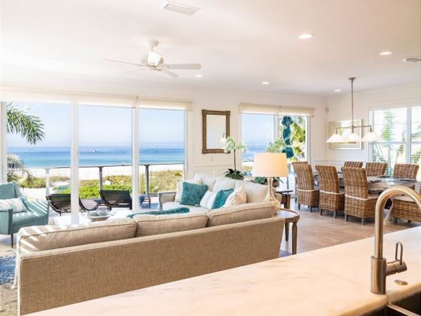 Anna Maria Four Bedroom Beachfront Rental Pool