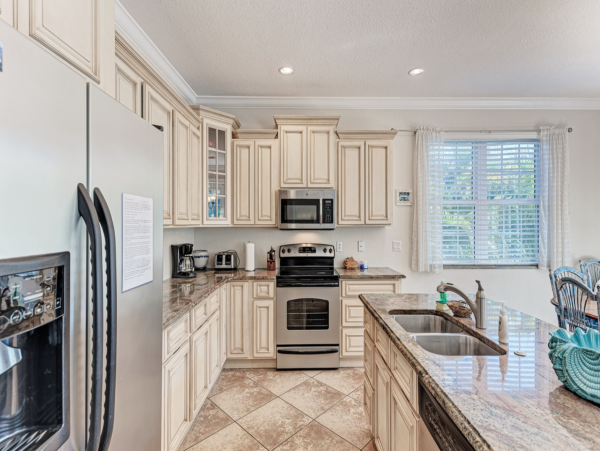 Anna Maria 4 bedroom +Den Private Pool Vacation Rental