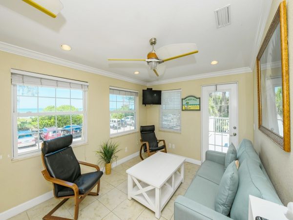 Bradenton Beach Rental Large Heated Pool Beach Across Street