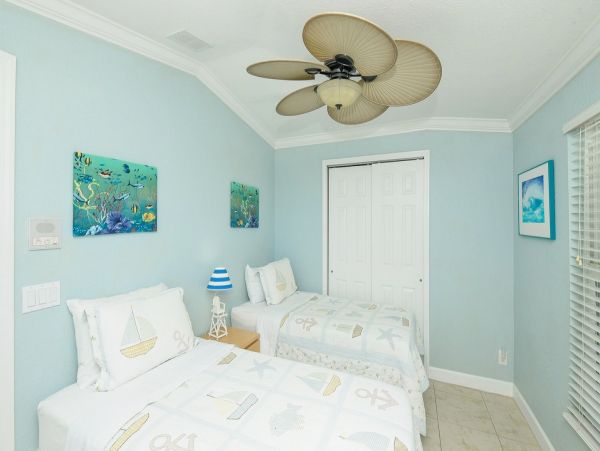 Bradenton Beach Rental Large Heated Pool Beach Across Street