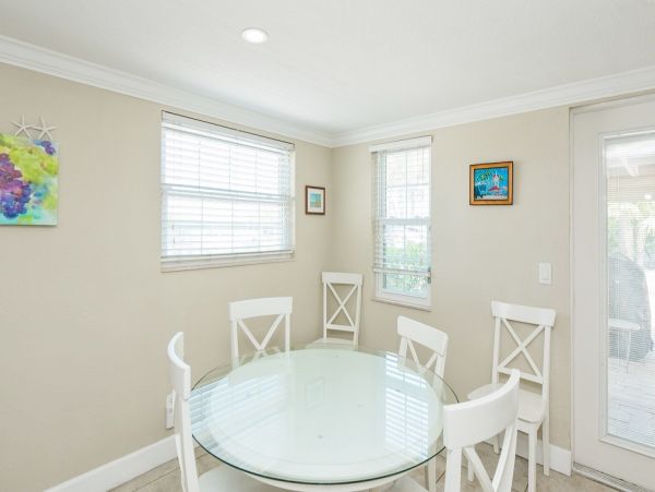 Bradenton Beach Rental Large Heated Pool Beach Across Street