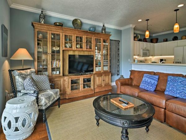 Holmes Beach Rental Only 200ft to Gulf Two Bedroom