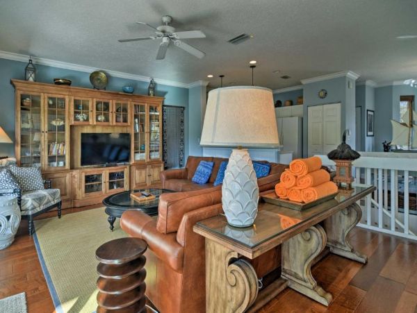 Holmes Beach Rental Only 200ft to Gulf Two Bedroom