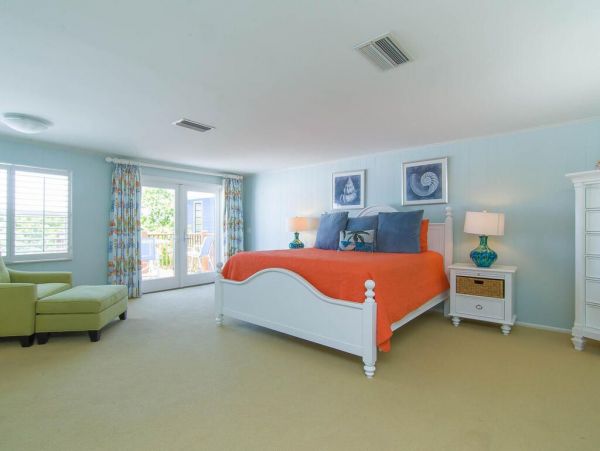 Bay Beachfront  Home Attached Apartment 4 Bedroom Rental