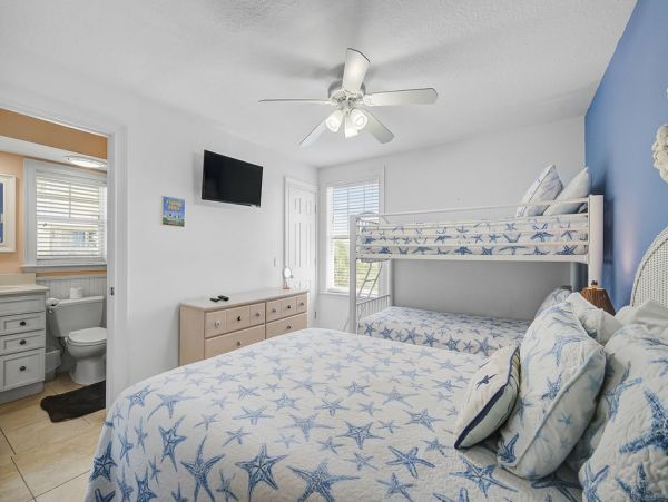 Five Bedroom Town House on Siesta Key with Private Pool