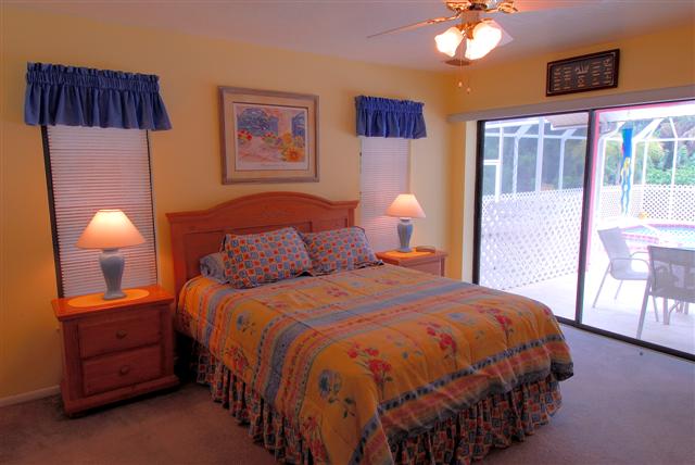 Siesta Isles Luxury home one mile to beach