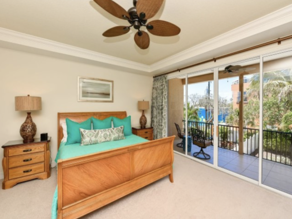 Siesta Key  Four Bedroom Townhome with Pool Sleeps 10
