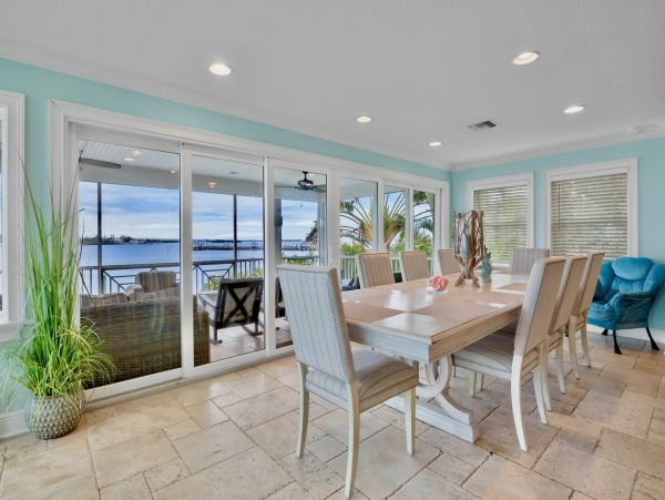 Anna Maria Bayfront Luxury Home Sleeps 15 with Pool & Spa
