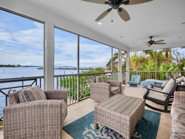 Anna Maria Bayfront Luxury Home Sleeps 15 with Pool & Spa