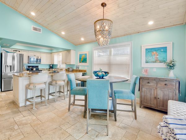 Anna Maria Bayfront Luxury Home Sleeps 15 with Pool & Spa