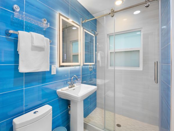 Anna Maria Bayfront Luxury Home Sleeps 15 with Pool & Spa