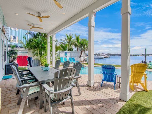 Anna Maria Bayfront Luxury Home Sleeps 15 with Pool & Spa