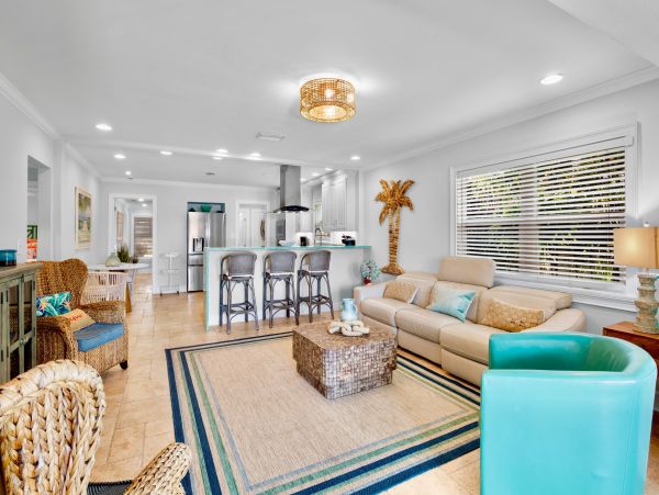Anna Maria Bayfront Luxury Home Sleeps 15 with Pool & Spa