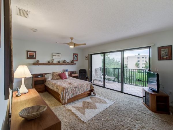 Siesta Key Townhome with Private Beach Access