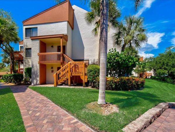 Siesta Key Townhome with Private Beach Access