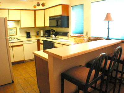 Kitchen with breakfast bar Kitchen with breakfast bar