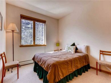 Three Bedroom Ski Vacation Rental One mile from Vail Village
