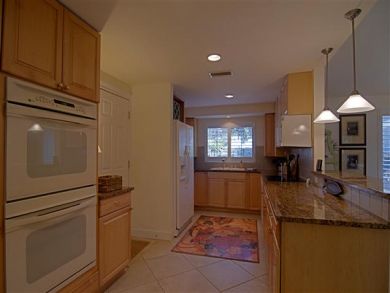 A Great Residence Updated Decor and Furnishings - Pool A Great Residence Updated Decor and Furnishings - Pool