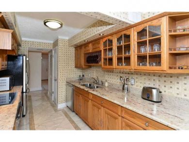 Longboat Key Luxury Two Bedroom Beach Condo Sleeps 4 Guests