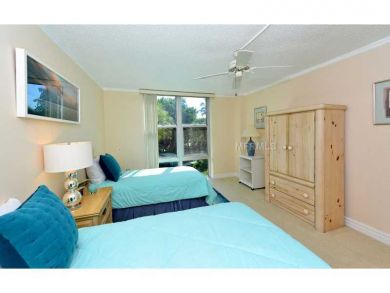 Longboat Key Luxury Two Bedroom Beach Condo Sleeps 4 Guests