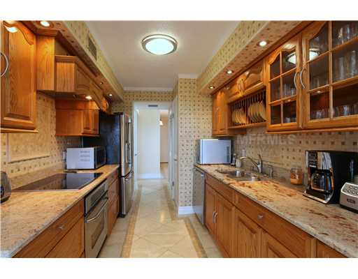Longboat Key Luxury Two Bedroom Beach Condo Sleeps 4 Guests