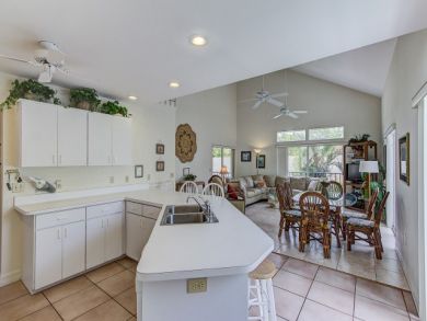 Siesta Key Three Bedroom with Loft Vacation Home Sleeps n8