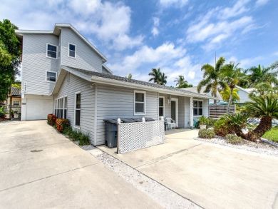 Siesta Key Three Bedroom with Loft Vacation Home Sleeps n8