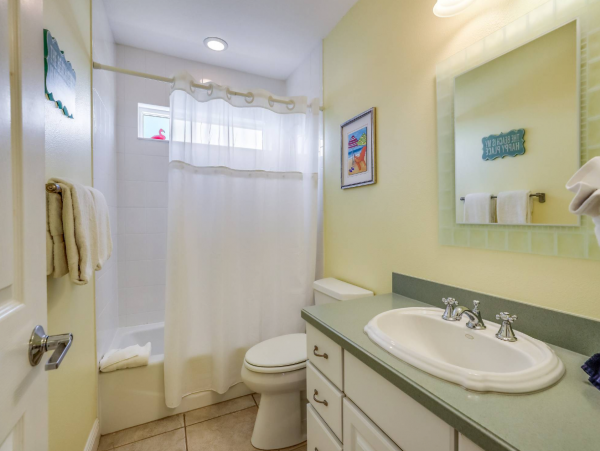 Holmes Beach 4 Bedroom Vacation Rental Pool